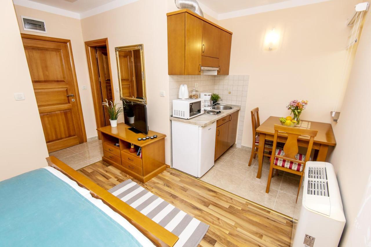 Antonio Apartmani Подстрана Экстерьер фото