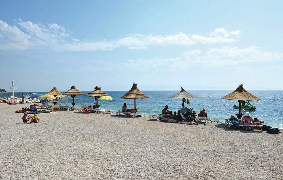 Antonio Apartmani Подстрана Экстерьер фото