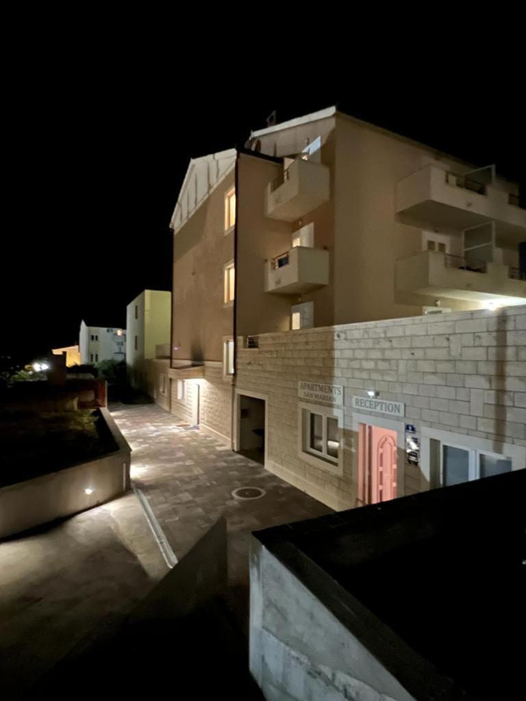 Antonio Apartmani Подстрана Экстерьер фото